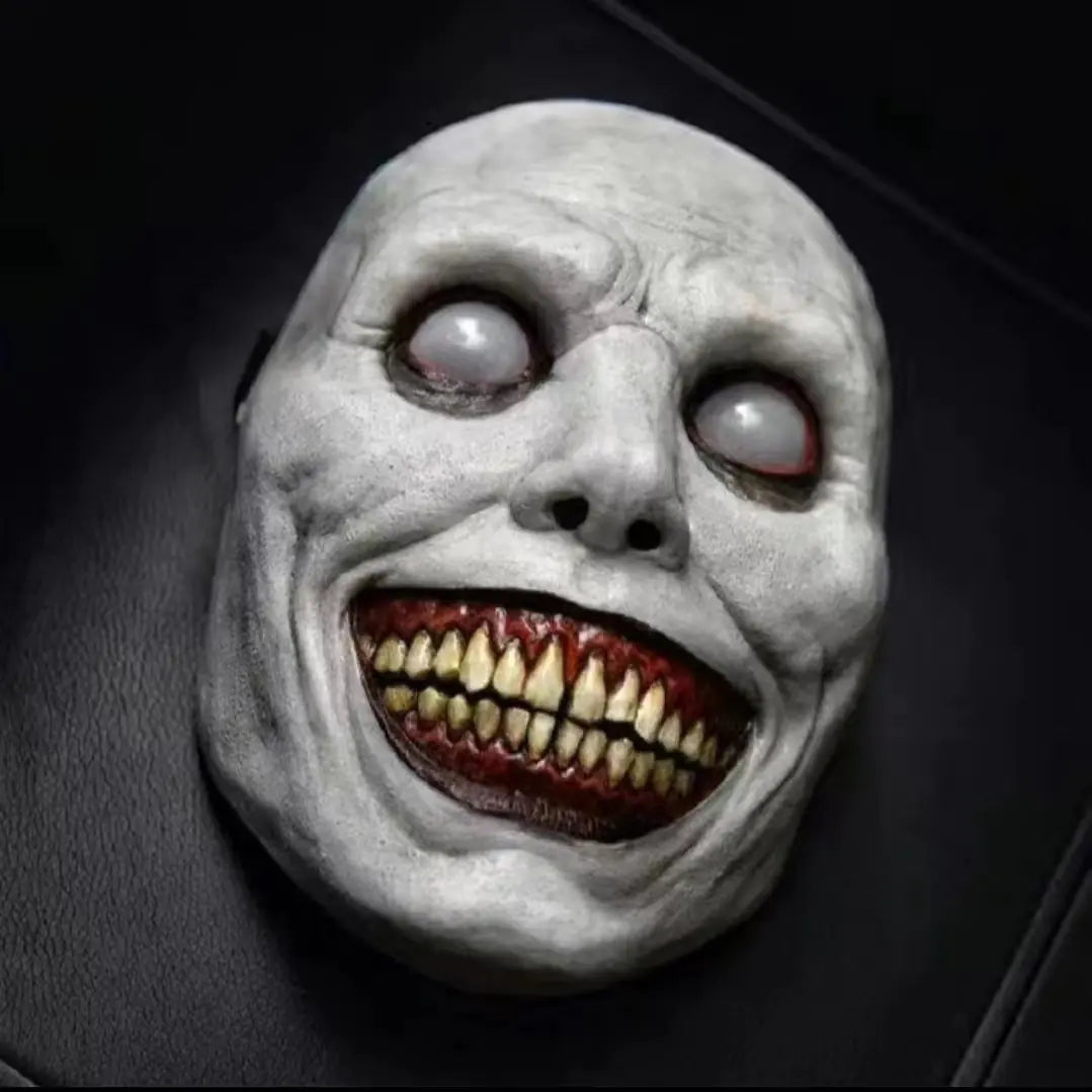 Grinning Ghoul Mask